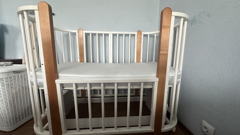 Детская кровать и новый