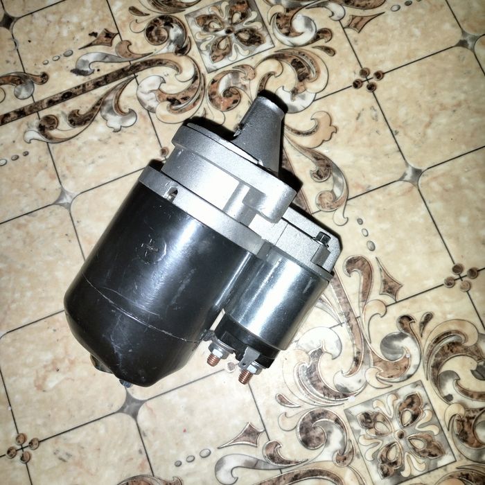 Стартер легкового