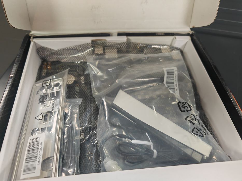 Placa de baza Gigabyte A620M Gaming X Ax, AMD A620, socket AM5, mATX