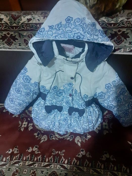 Детские комбинезон и шапки