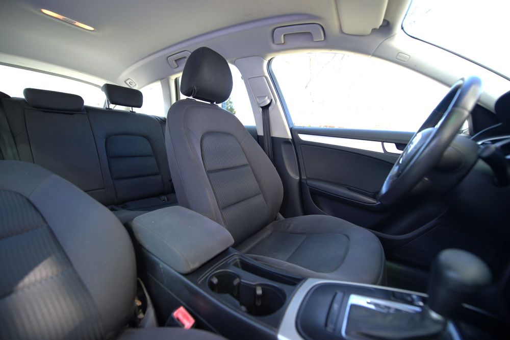 vand audi  A4 avant argintiu