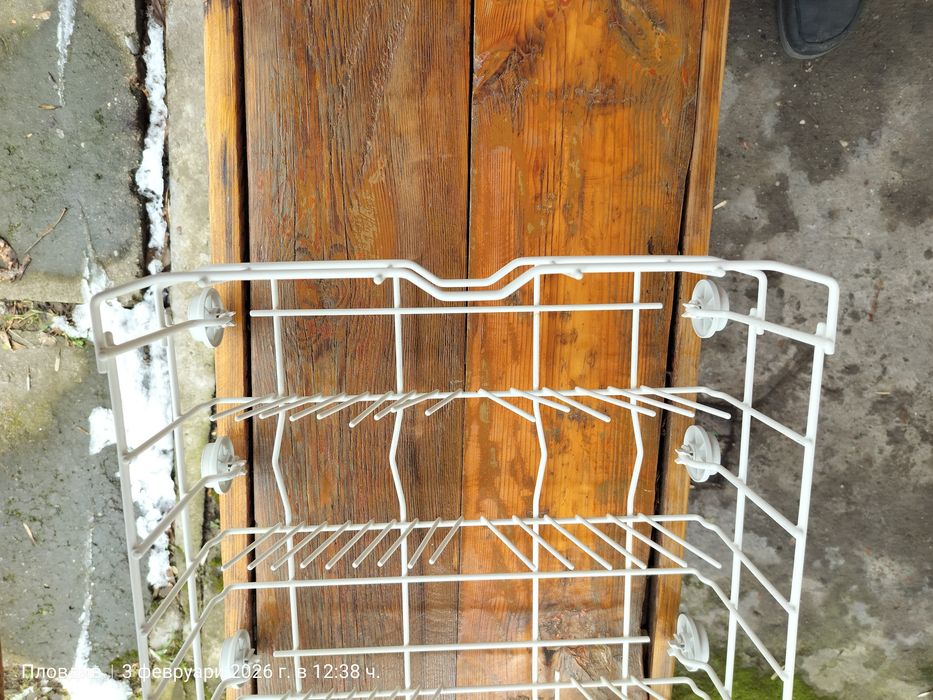 Кошници за съдомиялна машина Whirlpool 45см.