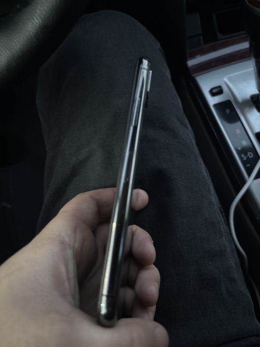 Продам iphone x фэйс все работает