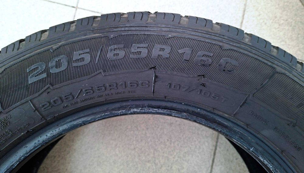 Летни гуми за микробус 205/65R16C