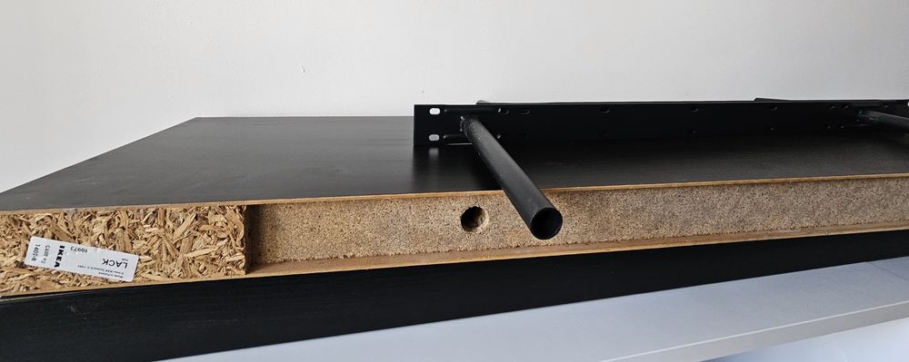 3 рафта от Икеа, цвят черен