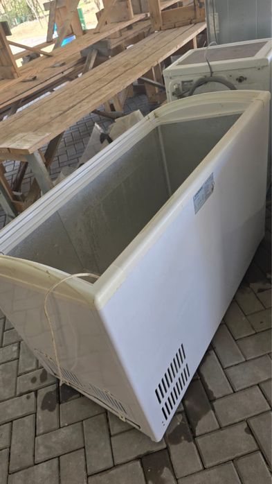 Ларь , морозильный