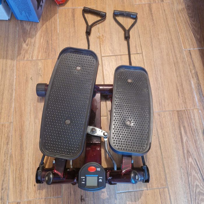 Stepper fitnes cu corzI