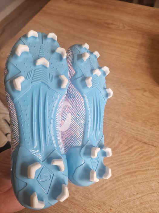 Детски бутонки Sondico Blaze Junior FG Football Boots и Врата. ръкавиц