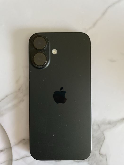 Iphone 16 256гб ,черный цвет