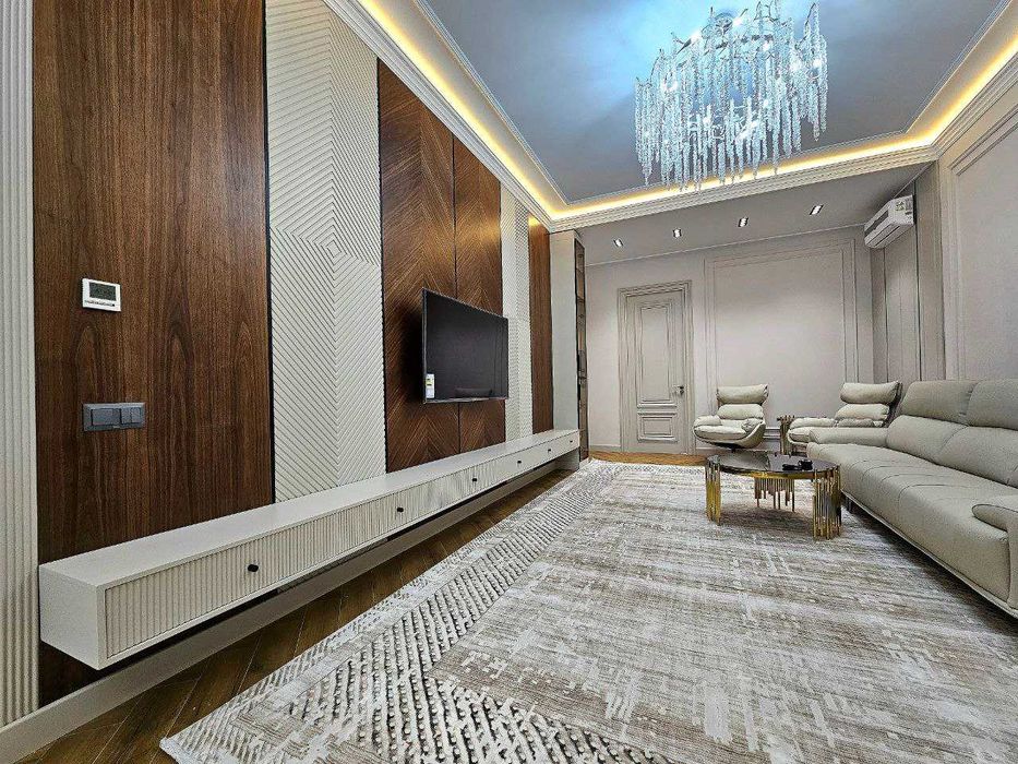 ЭЛИТНЫЙ КОМПЛЕКС "Лондон" Сдаётся 4х комнатная квартира в центре!