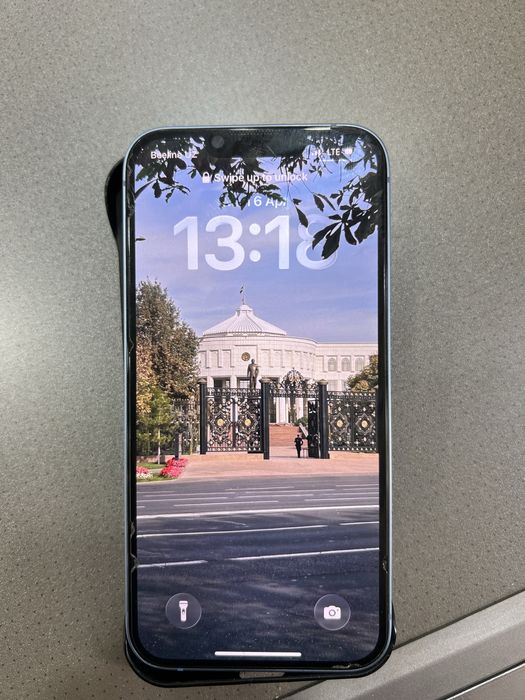 Iphone 14 holati zor