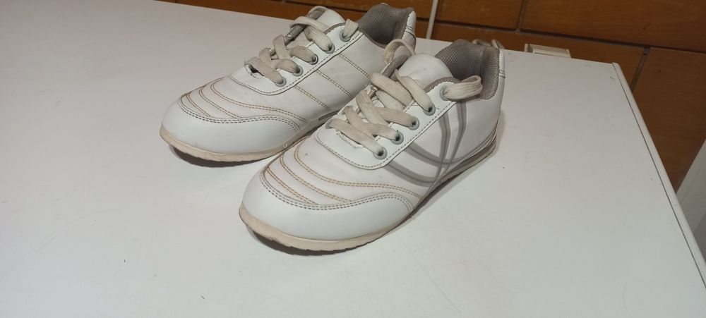 Дамски маратонки