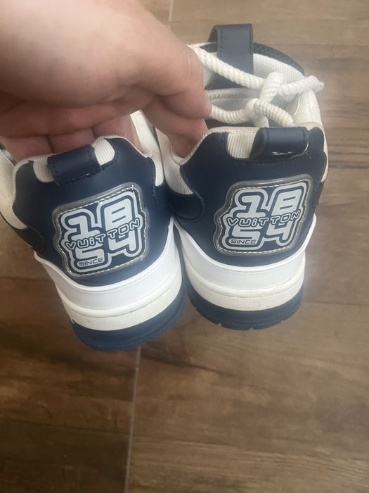 Lv Skate обувки