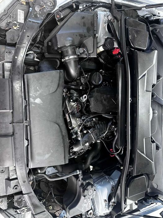 Dezmembrez BMW Seria 3 E90