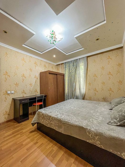 Продаётся двухкомнатная на массиве БУЗ 2 ( 77 серия кирпич ) ЭКО Базар