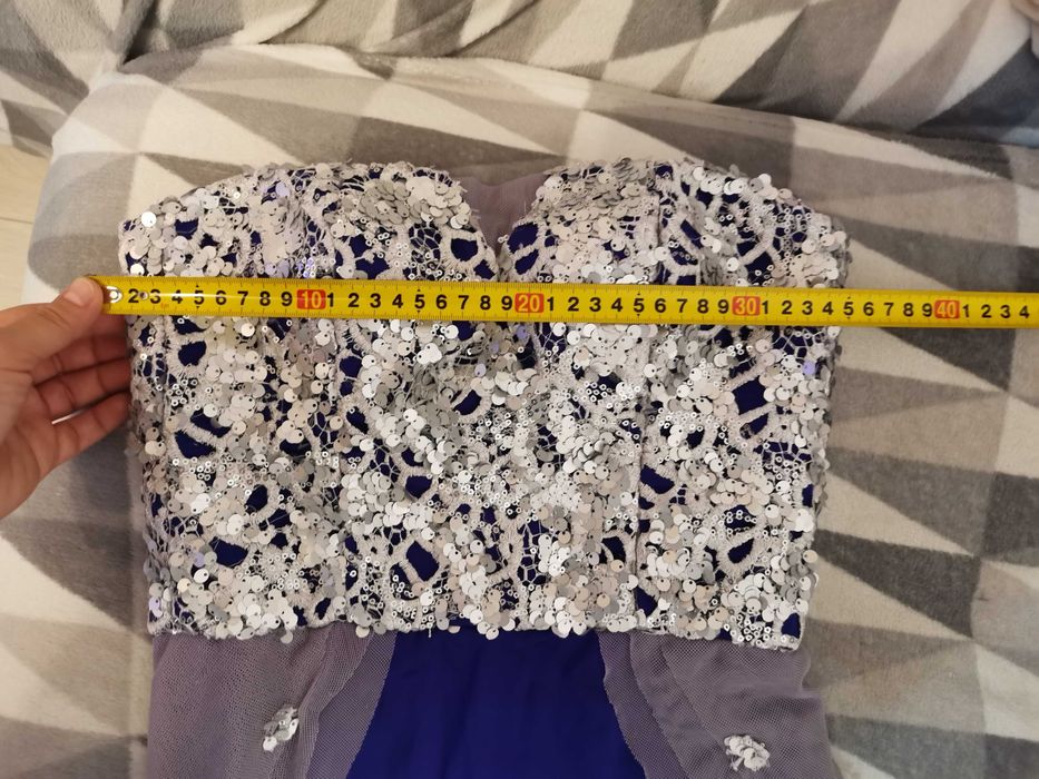 Rochie midi din mătase naturală și dantelă