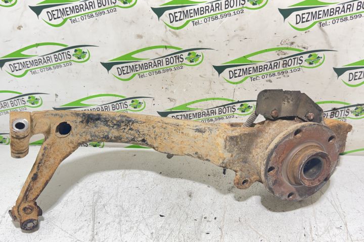 Fuzeta fata dreapta Audi A4 B5