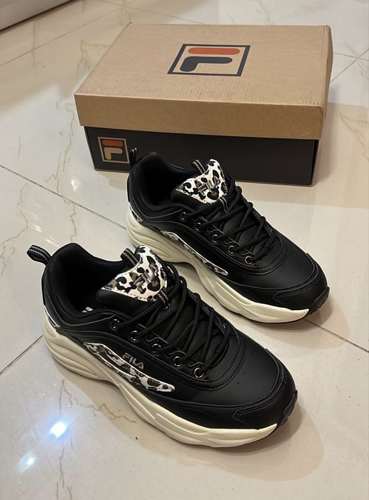 Sneakers FILA Skye Negri Animal Print mărime 38 Pantofi Sport Dama