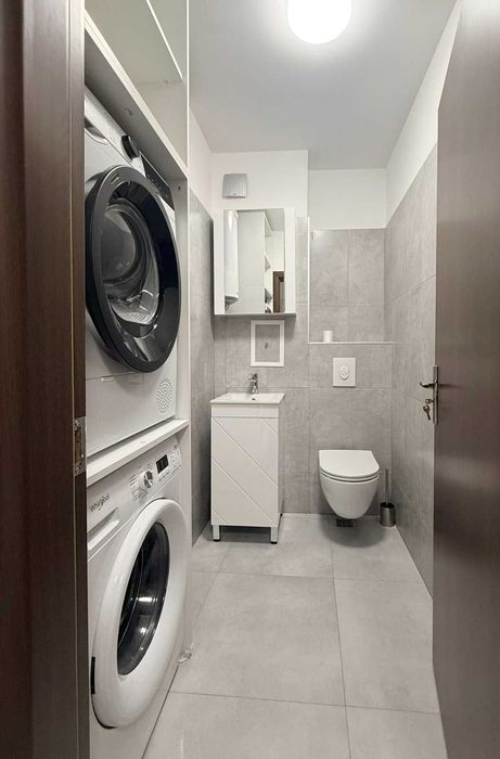 Дава се под наем Тристаен апартамент в София, Витоша - 114 кв.м за 930 € - Снимка #8