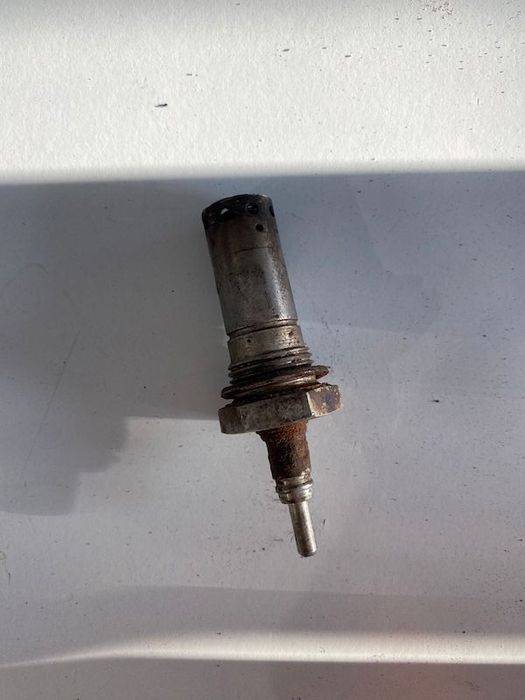 Bujie incandescenta VOLVO XC90 V70 S60 XC70 S80 3730104