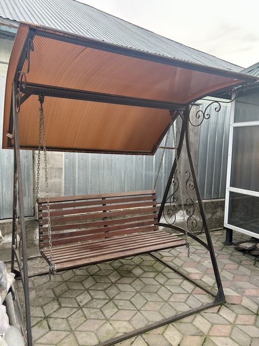 Продам садовую качелю!