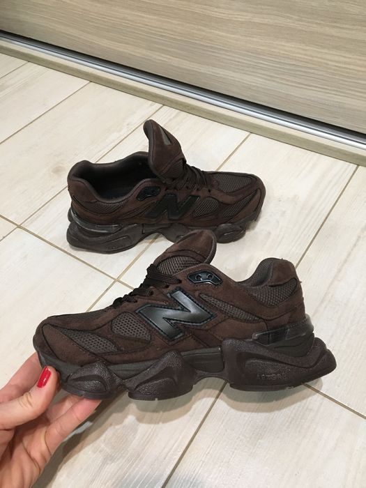 Adidasi superbi Chocolate Brown