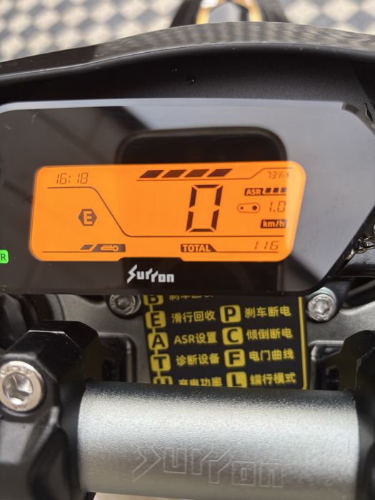 Surron ultra bee 2025                 https://vm.tiktok.com/ZNRkWp4hk/