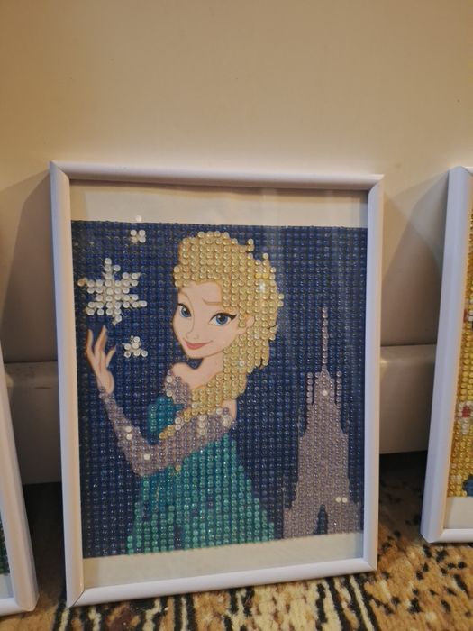 Picturi cu diamante la gata