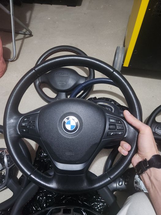 Volane BMW Audi Skoda Dacia volan auto