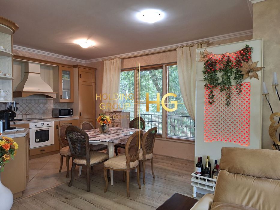 Продава се Многостаен апартамент в к.к. Св.Св. Константин и Елена - 216 кв.м за 2454 €/кв.м - Снимка #2