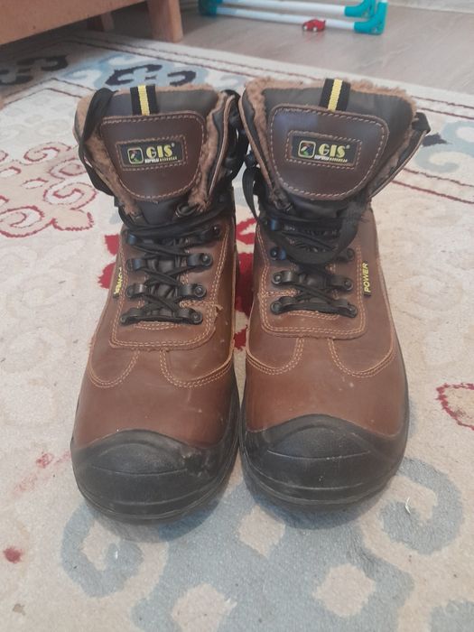 Қысқы жұмыс ботинкасы , 42 размер ,