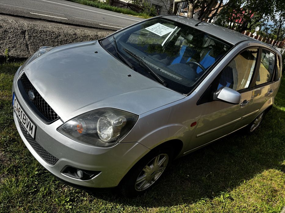 Vând Ford Fiesta 2008
