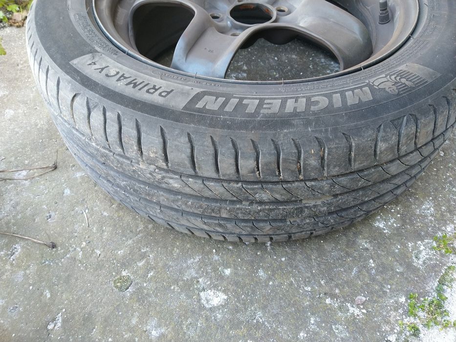 Джанти с летни гуми Мишелин - 4 броя.