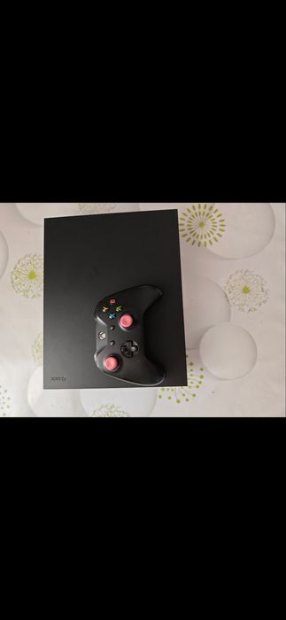 Xbox one x 1 терабайт памяти