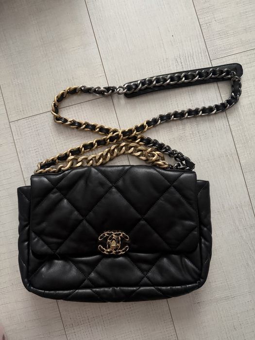 Чанта Chanel в черен цвят