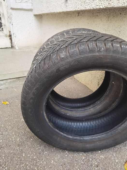 Anvelope iarna 205 55 16 ms Good Year si roata de rezerva pe 195 65 15