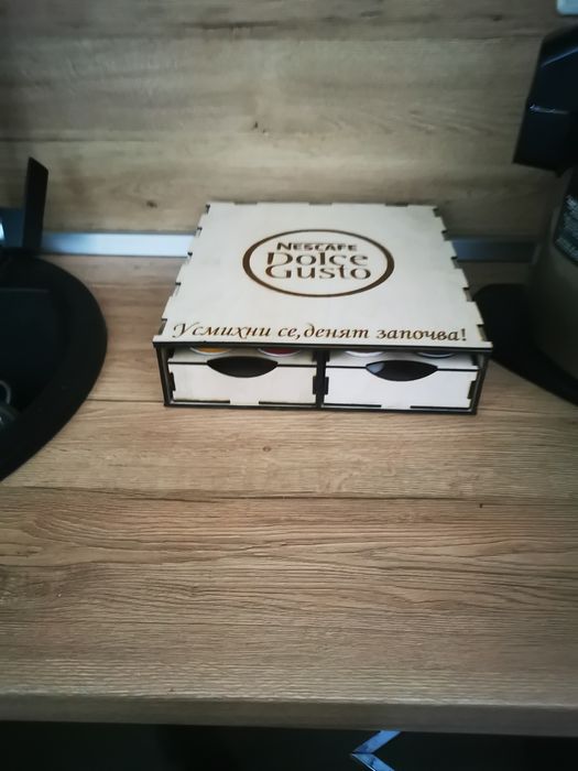 Кутия за капсули Dolce gusto