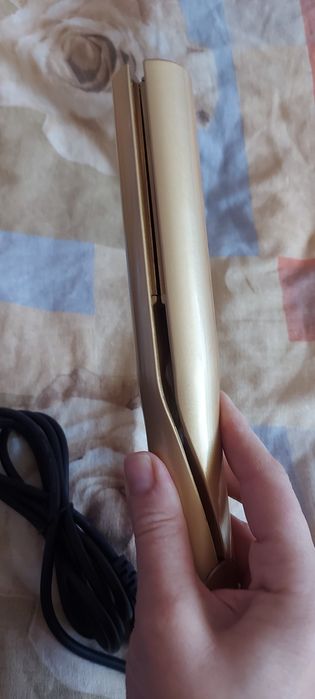 Преса за  къдрене на коса.