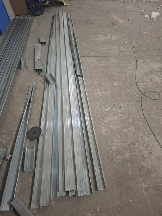 Продам профиль Карагандинской широкие 4 шт и 10 шт обычный