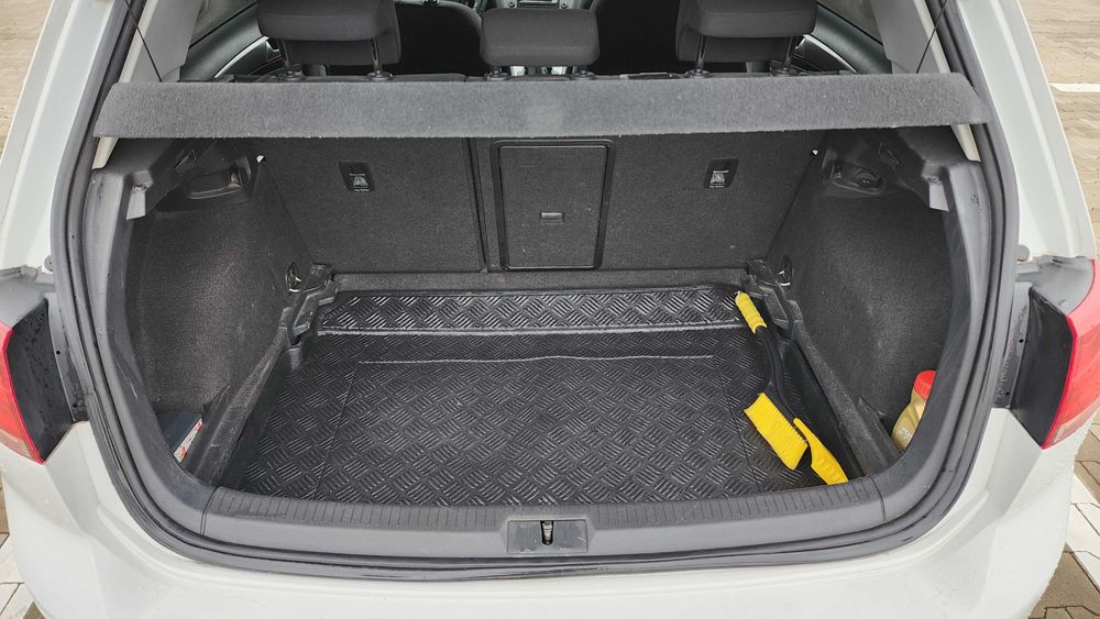 Vând Volkswagen Golf 7