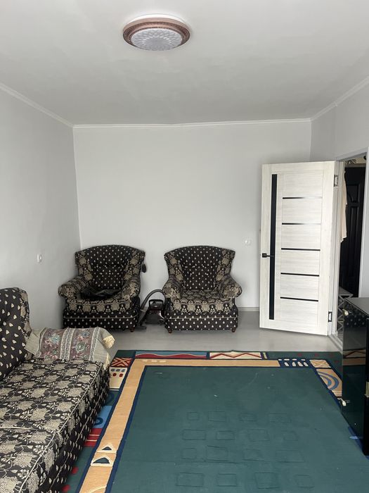 Срочно продам свою 2х комн квартиру на лисунова 1