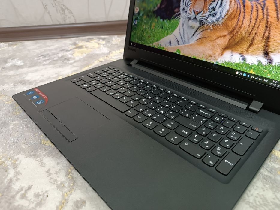 Notebook LENOVO Win 10 + SSD.