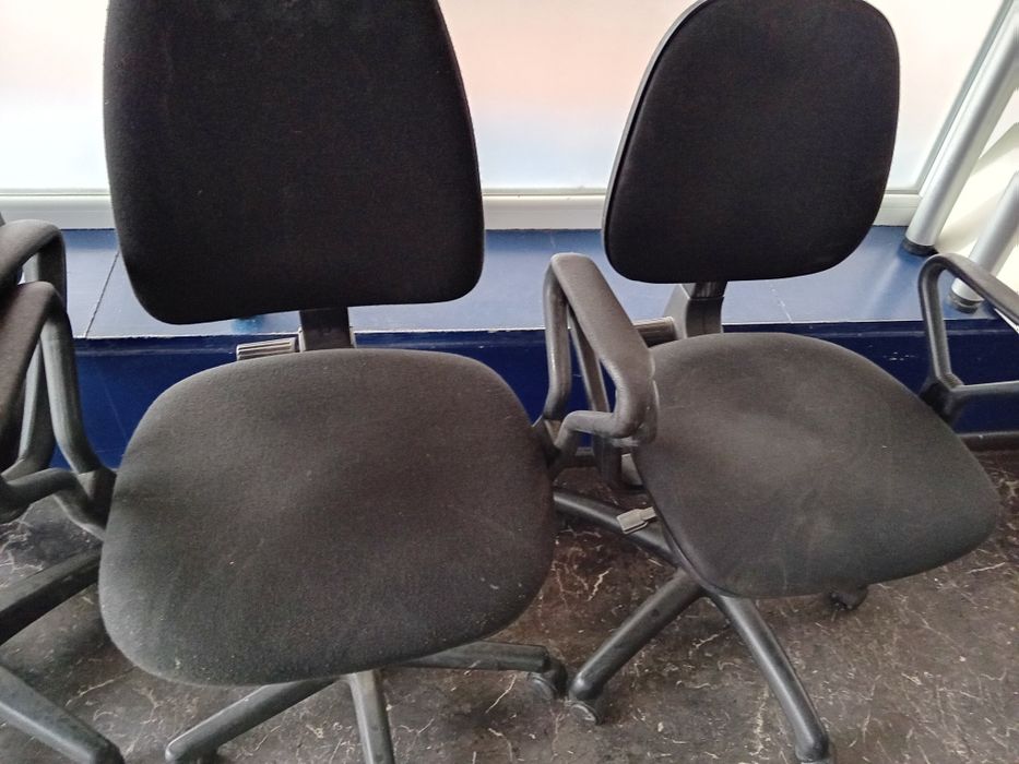 Употребявани офис столове