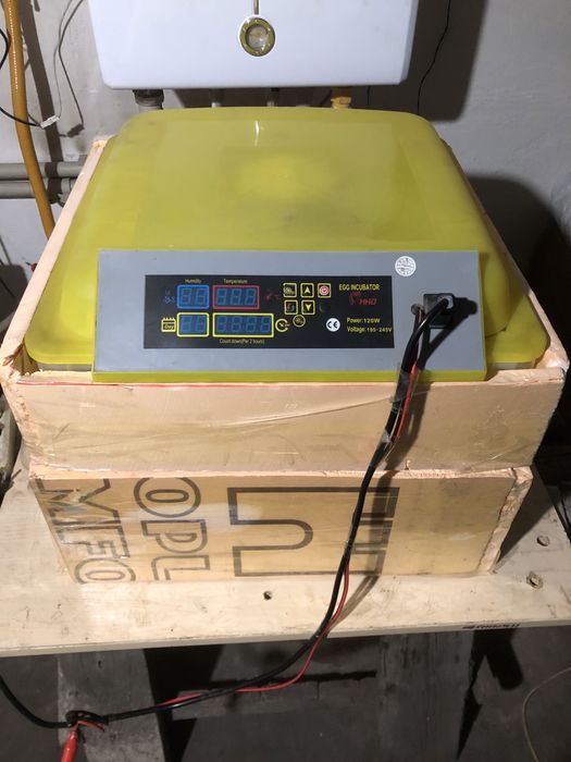 Продам инкубатор