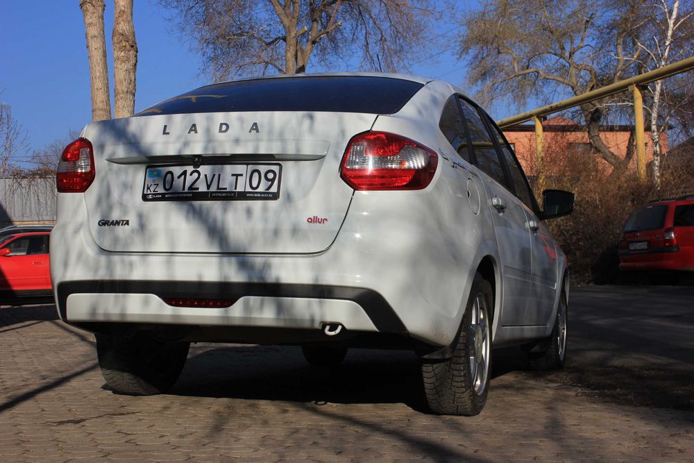 Lada Granta 2023 года