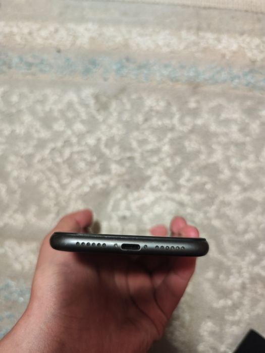 Iphone 11 64гб идеал
