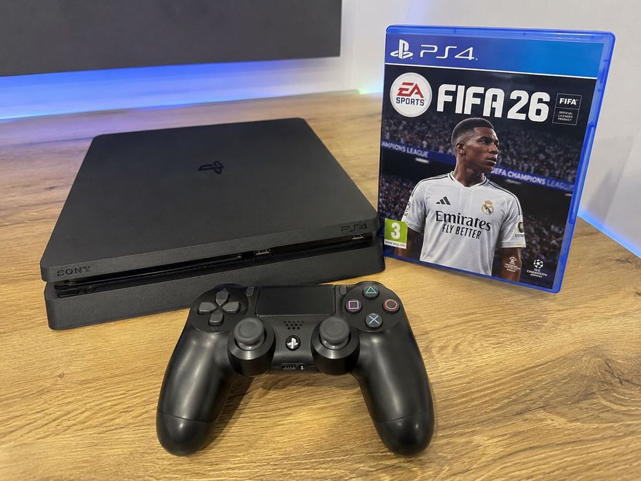 Vând playstation 4 urgent!!!