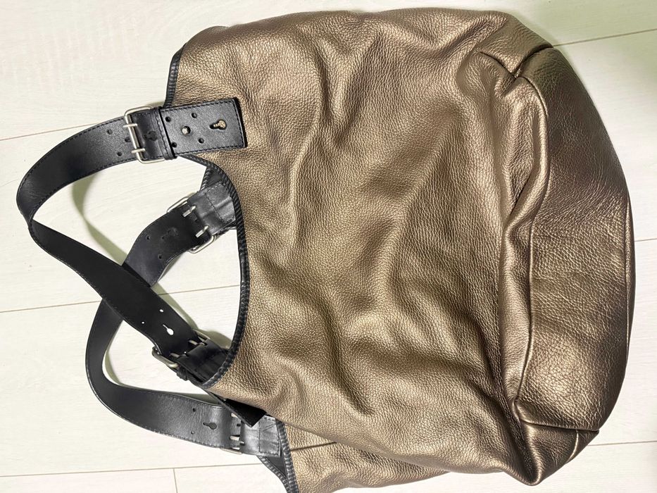 Geantă MUSETTE; model deosebit