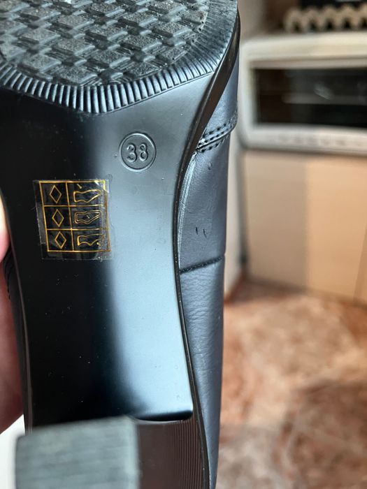 Продавам дамски обувки