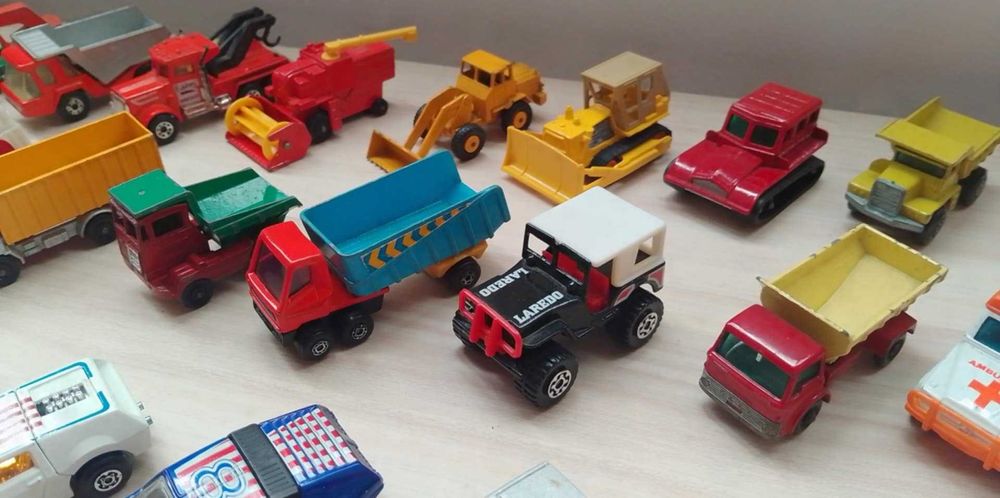 Matchbox England Macau 1/64